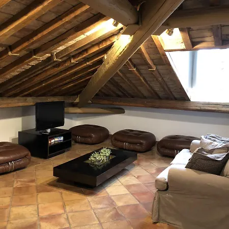 Via Del Gambero Apartment